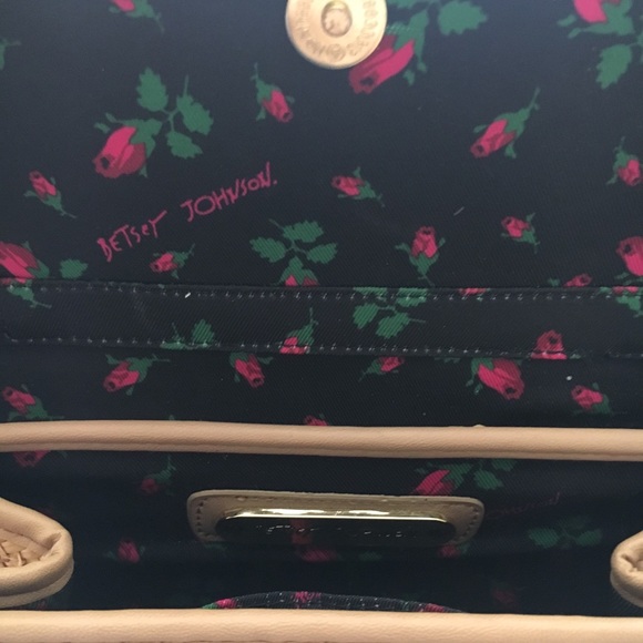 Straw Flower Purse - Picture 5 of 8